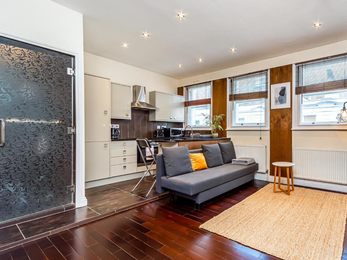 Pass The Keys West End Apartment Near Tottenham Court Road Londra Esterno foto